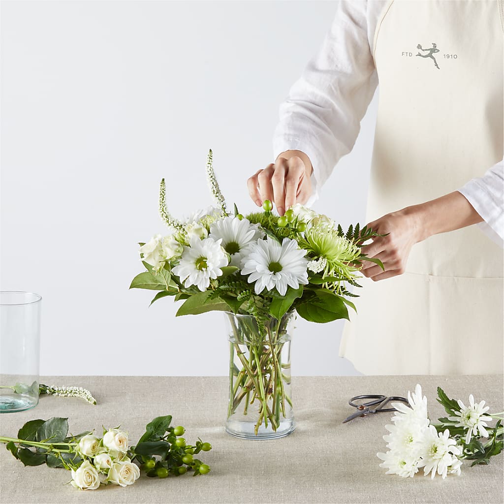 Irish Garden - A Florist Original – Happy Events By Euna, Metuchen NJ