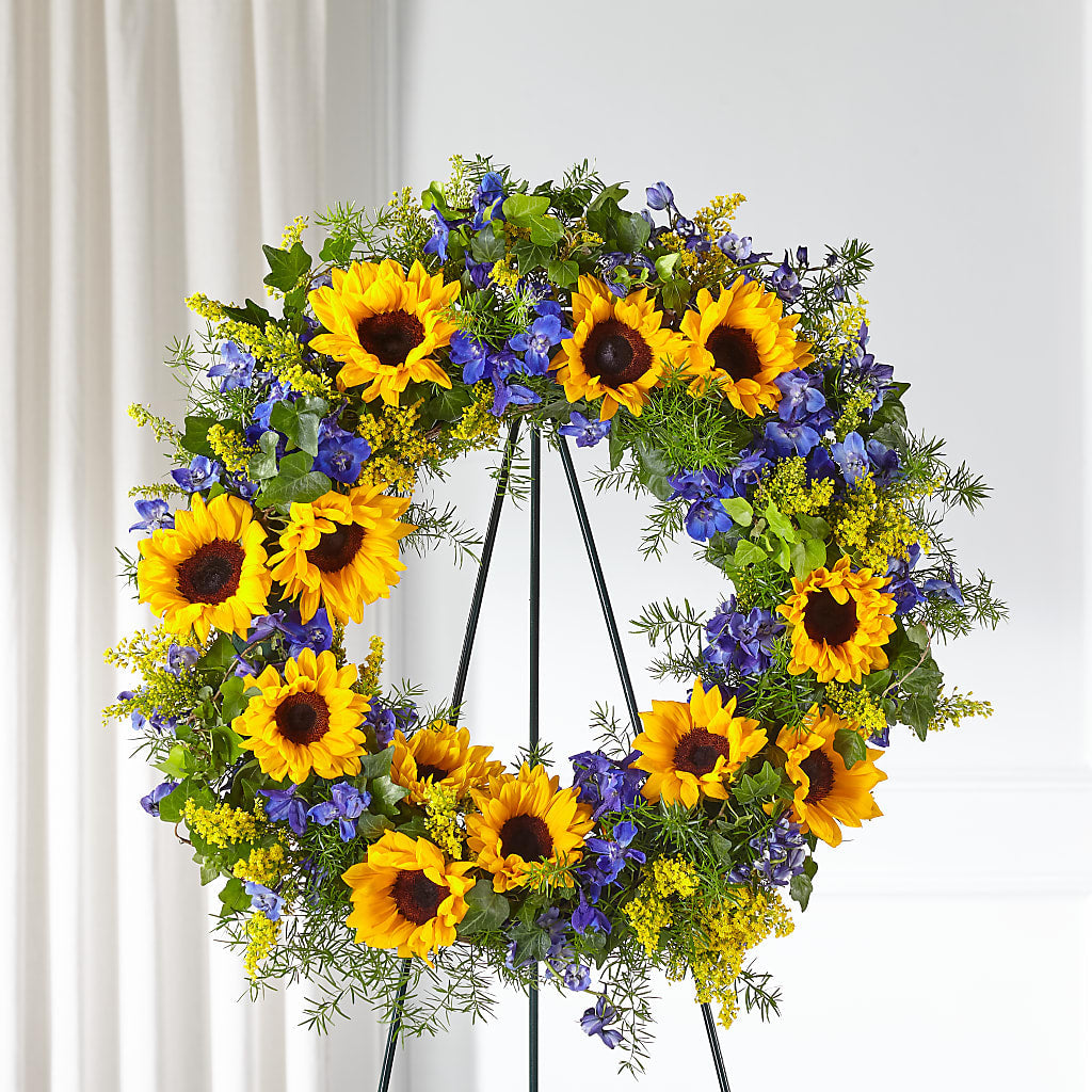 Bright Rays Wreath – Happy Events By Euna, Metuchen NJ