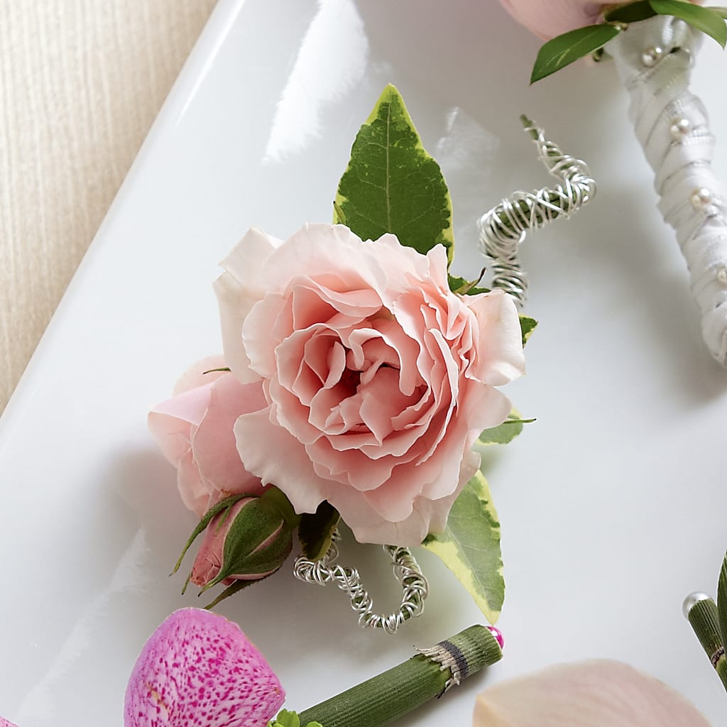 Pink Spray Rose Boutonniere – Happy Events By Euna, Metuchen NJ