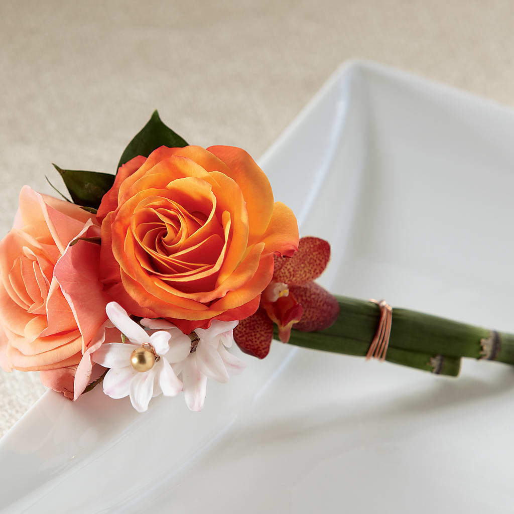 Sunset Dream Boutonniere – Happy Events By Euna, Metuchen NJ