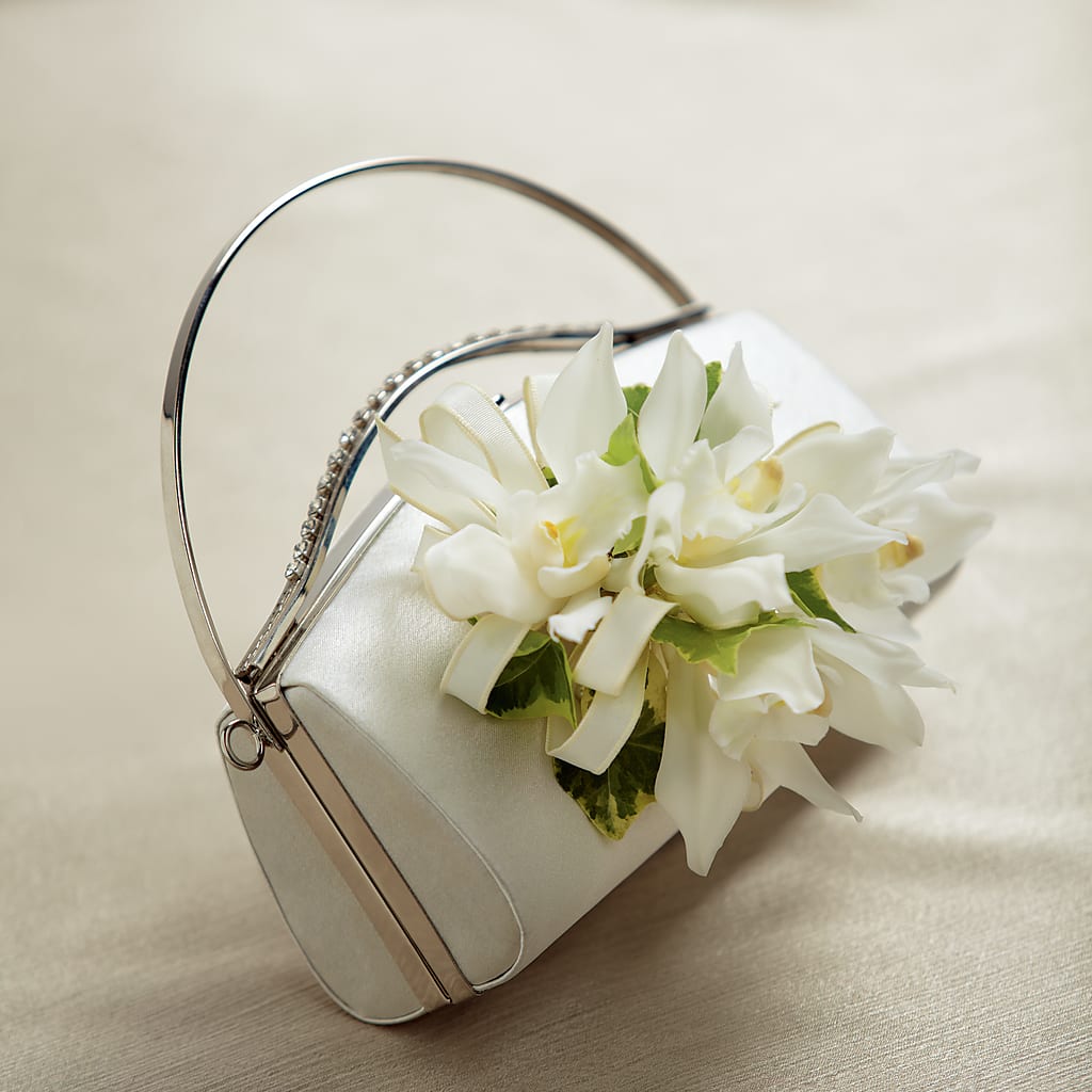White Purse Decor – Happy Events By Euna, Metuchen NJ
