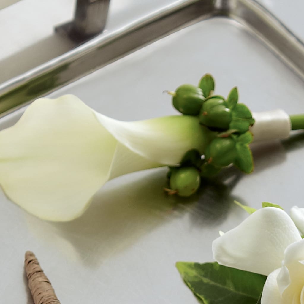 White Calla Boutonniere – Happy Events By Euna, Metuchen NJ