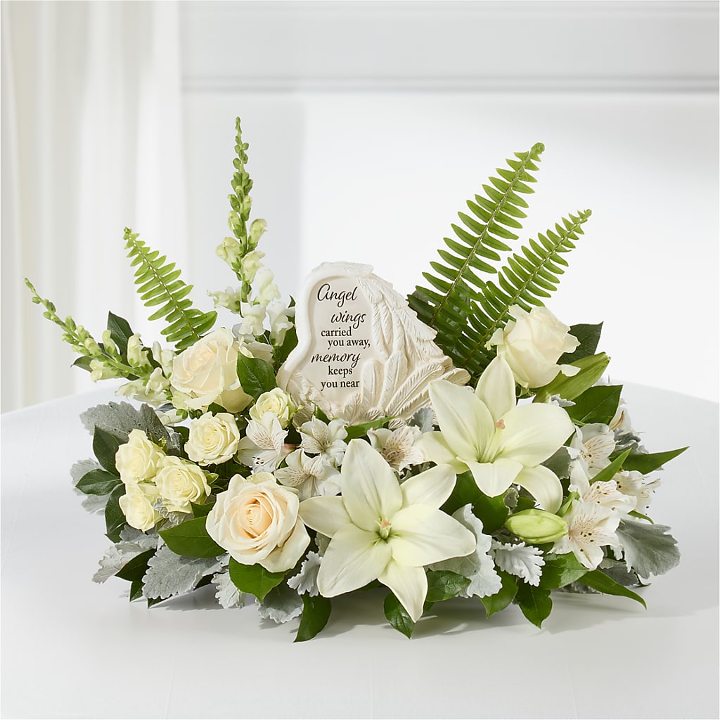 Holding You Close Arrangement –  Happy Events By Euna, Metuchen NJ
