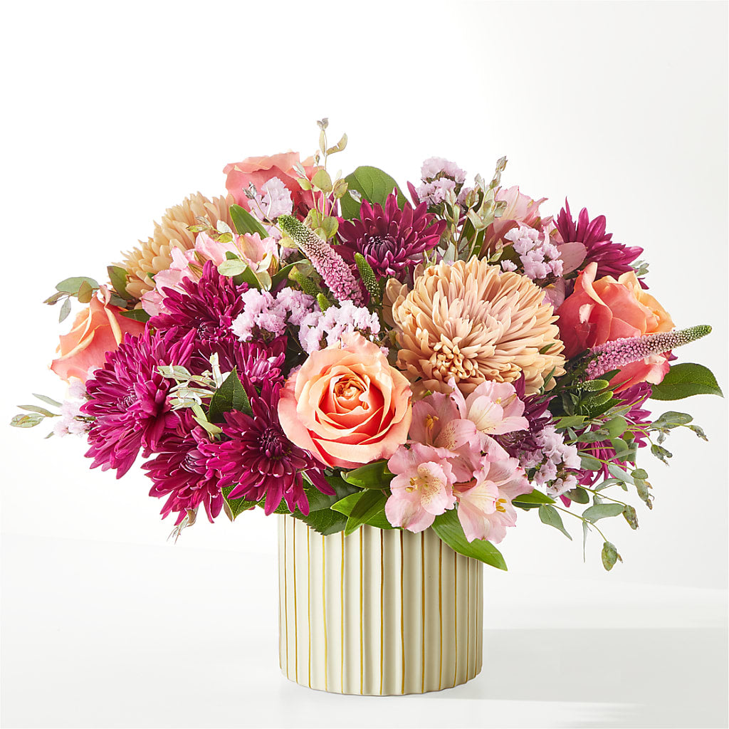 Berry Cobbler Bouquet with Ivory Vase –  Happy Events By Euna, Metuchen NJ