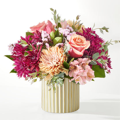 Berry Cobbler Bouquet with Ivory Vase –  Happy Events By Euna, Metuchen NJ